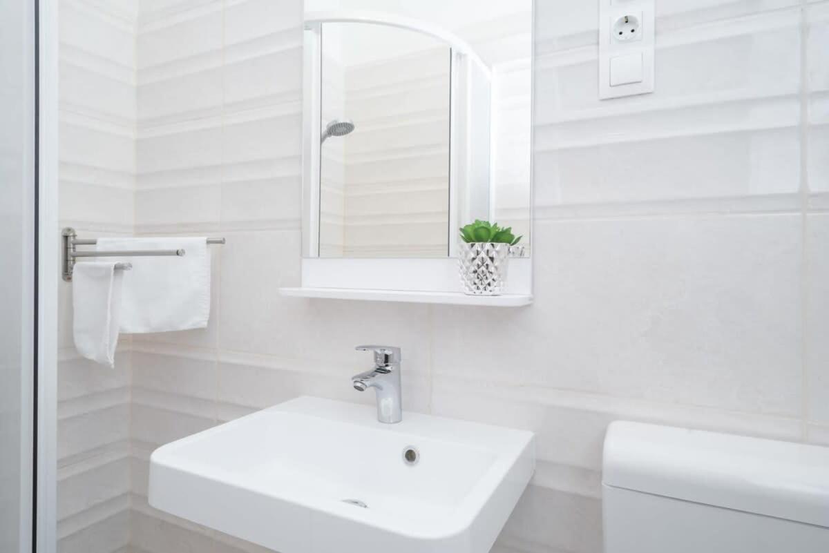 בודפשט Ultra Central Large Stylish Apartment מראה חיצוני תמונה