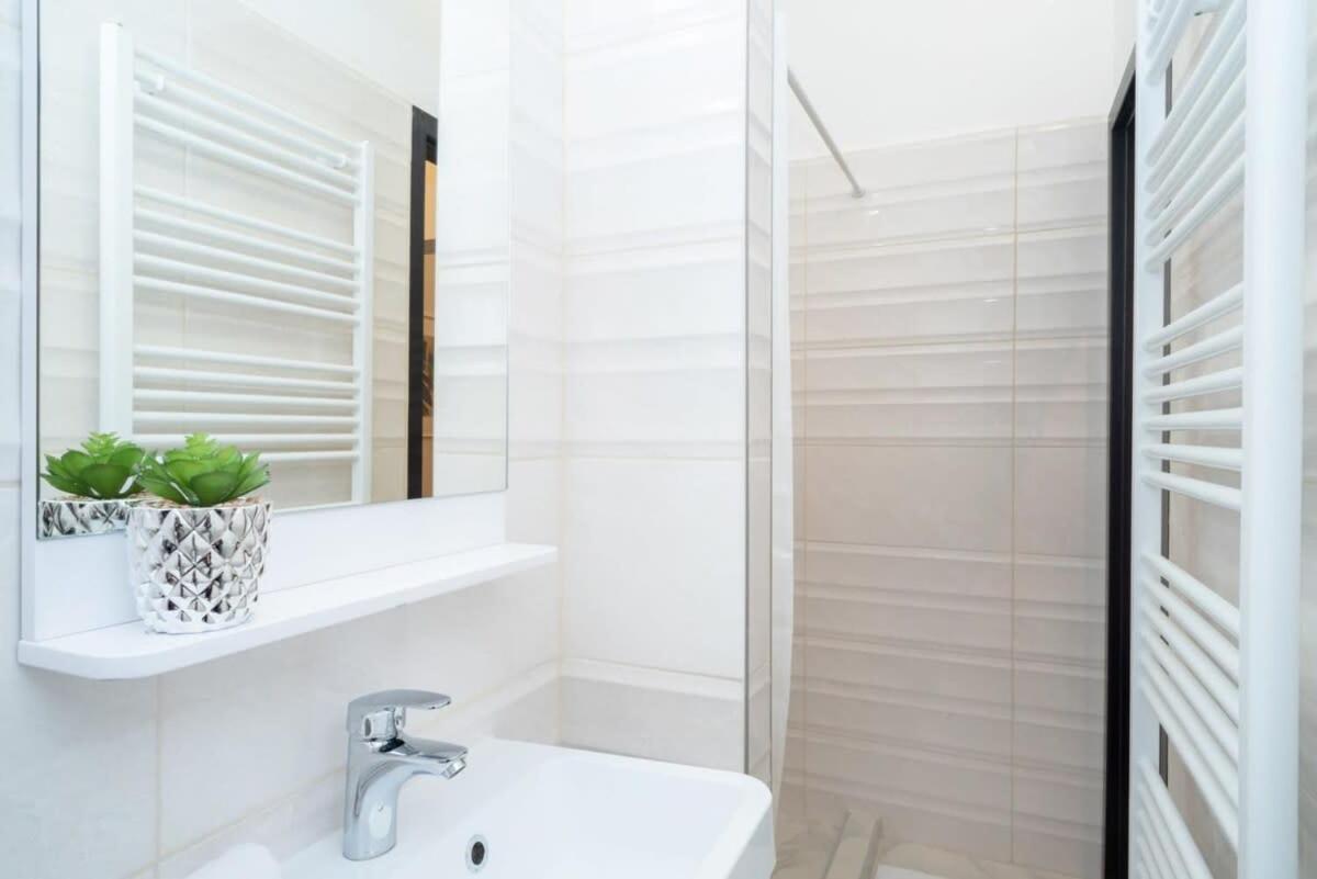 בודפשט Ultra Central Large Stylish Apartment מראה חיצוני תמונה